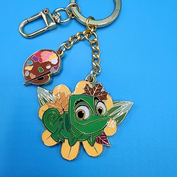 Loungefly Disney Tangled Rapunzel Pascal Paint Fall Autumn Keychain Charm NEW - Picture 2 of 12